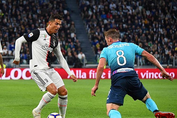  米兰双雄同轮取胜，意甲争四格局再生变数  