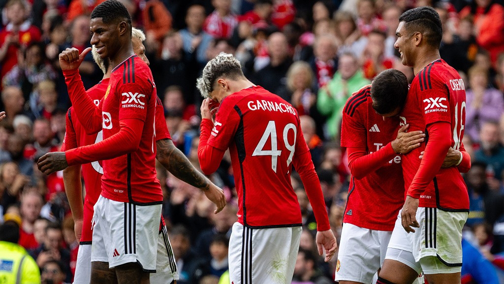  曼联补时连入两球，卡塞米罗铁树开花  