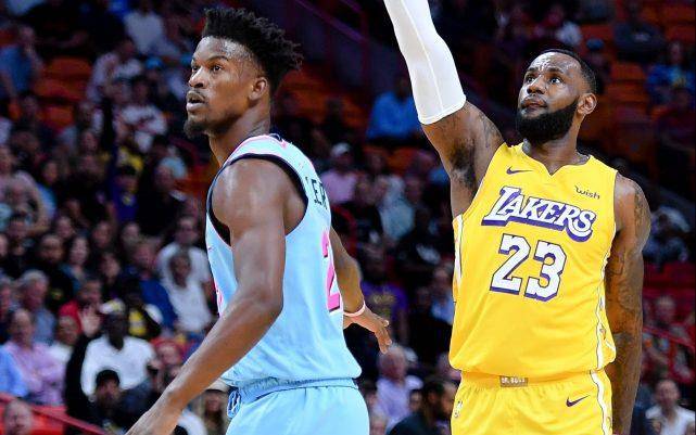  热火巴特勒关键抢断，末节发力助球队逆转魔术  